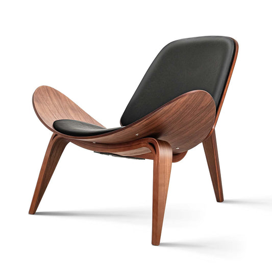 Grandiose Mid Century Modern Lounge Chair